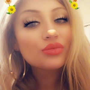 Meet your Posher, Nelly